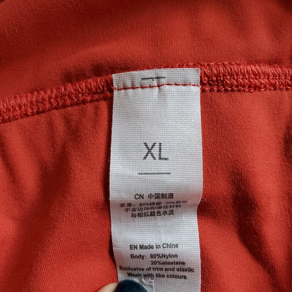 Red Strappy back long line sports bra - Picture 12 of 14